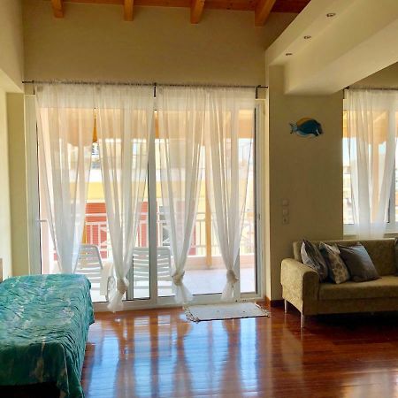 Apartament Azure Retreat Loutráki Zewnętrze zdjęcie