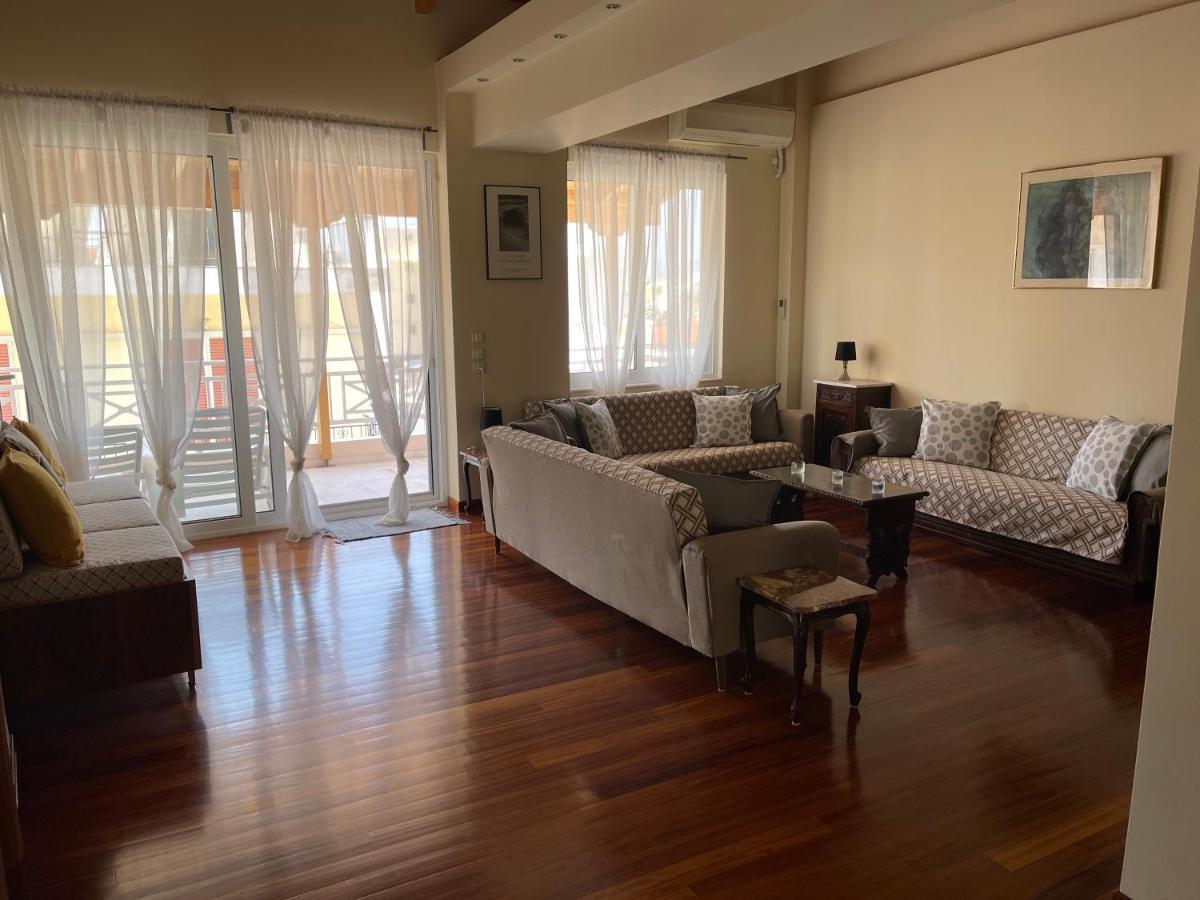 Apartament Azure Retreat Loutráki Zewnętrze zdjęcie