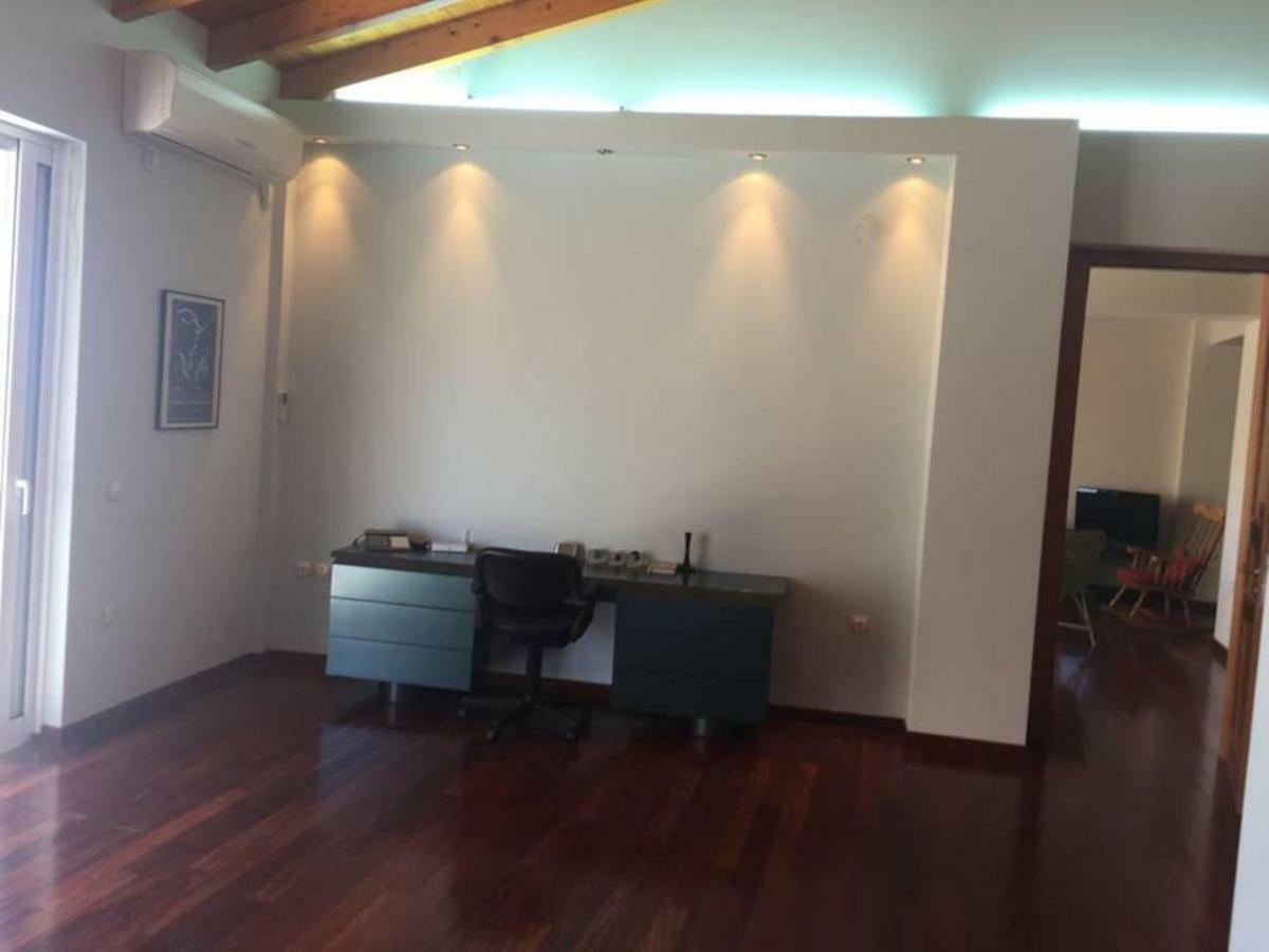 Apartament Azure Retreat Loutráki Zewnętrze zdjęcie