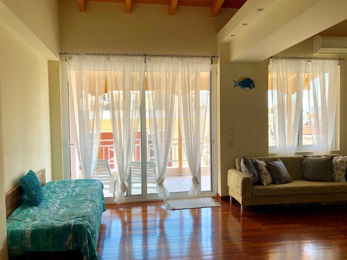 Apartament Azure Retreat Loutráki Zewnętrze zdjęcie